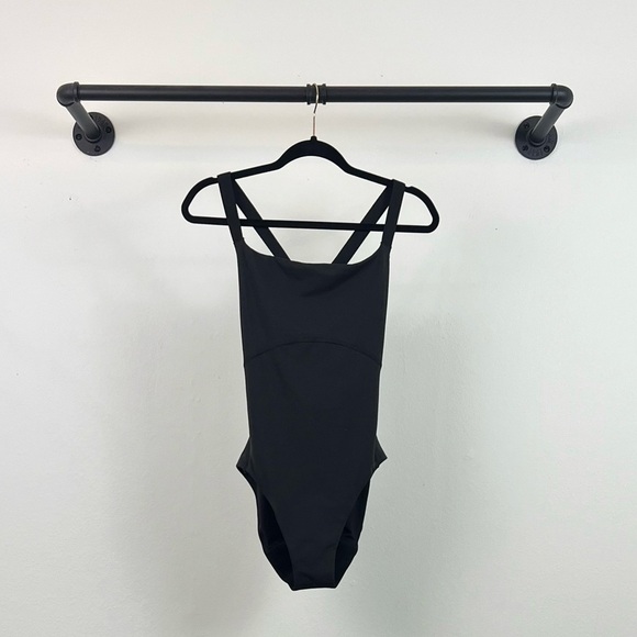 Thinx Period Care Cross Back Leotard Super Absorbency In Black - Picture 2 of 5